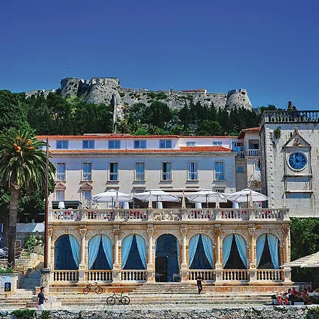 Amazing In Hvar With House Sea View Appartement *