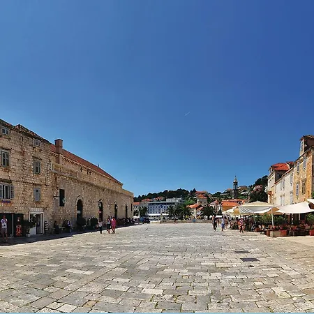 Appartement Amazing In Hvar With House Sea View *